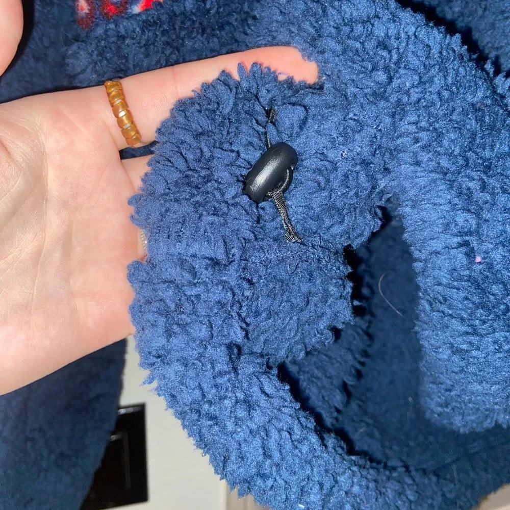 Cozy Fleece Jacket - Navy and Red - Picture 3 of 5